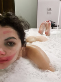 Valentina Nappi mi ha fatto schizzare in queste foto