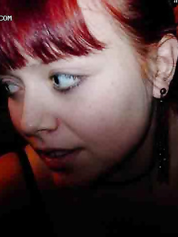 Foto porno ragazza capelli rossi