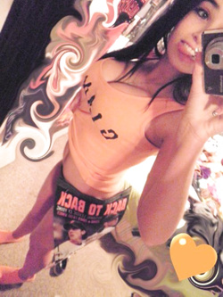 Selfie di una 18enne fighissima