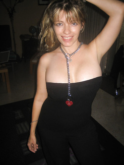 La porno MILF slave