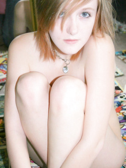 Foto di una teen esibizionista