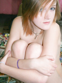 Foto di una teen esibizionista