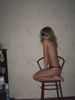 Foto porno di una puttanella spezzina