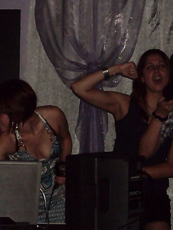 io for tribute cum photo