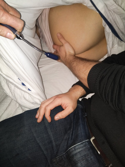 Mentre dorme accarezzata