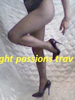 QUESTA SONO IO... LA FEMMINA CHE DAL 1991 HA AMATO E SODDISFATTO MIGLIAIA DI MASCHI ETERO E BISEX IN TUTTA ITALIA