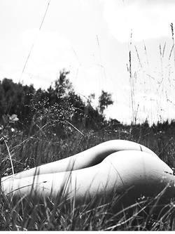 Nuda in brenta