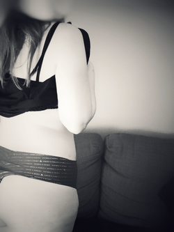 Amica posa per me