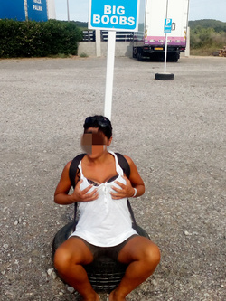 Una moglie al mare