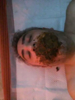 Sotto il culo delle Miss a ingoiare