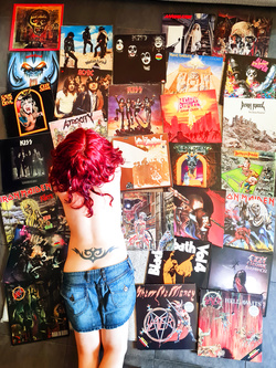 VINYLS & TSHIRTS