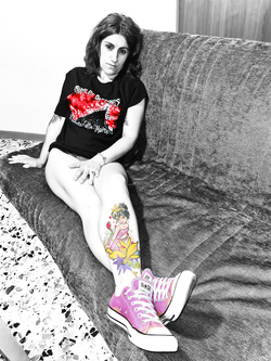 VINYLS & TSHIRTS