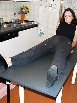 Mia moglie viene consegnata agli amici