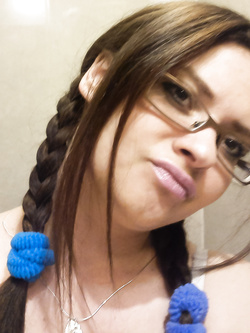 Iza 30 Polish wife masturbatinng for stranger