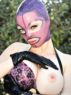 Latex Lucy