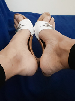 Maurihotfeet  piedii, culo , cazzo , tributi , dildo ..etc