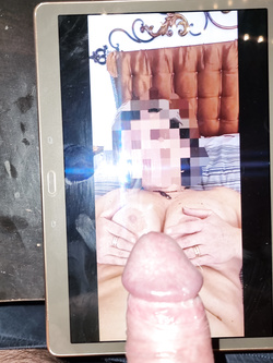 Tributo per R-o-s-s-e-l-l-a