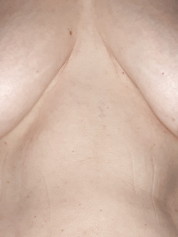 Mia moglie si denuda e si sottopone al vostro giudizio