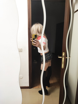 Scolaretta sexy