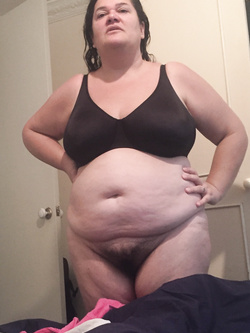 BBW Wife Sal Takes Her Bra And Panties Off