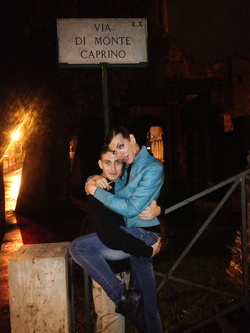 NELLA NOTTE A ROMA SUCCCEDE...CLICCAAAA