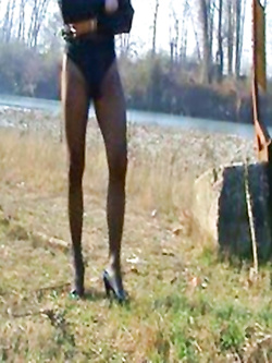 mi mostro al'aperto