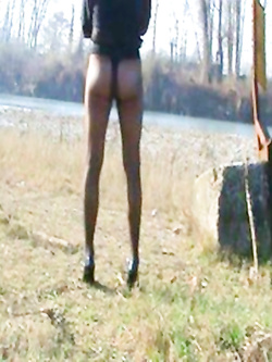 mi mostro al'aperto