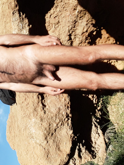 Nudo all'aperto