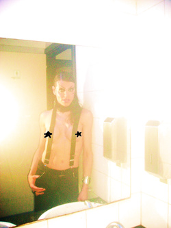 LO VOGLIO AL CULO SOLO SU AMA PORN...MMMM