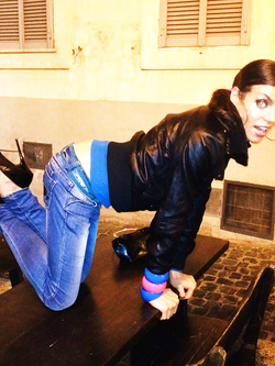 SUCATE MMMM CLICCCAA