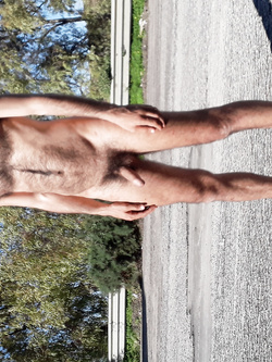 Nudo in strada