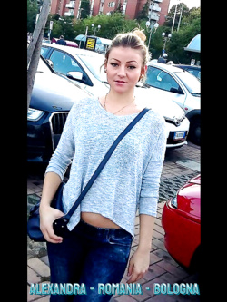 simona - porcellina esibizionista da bo