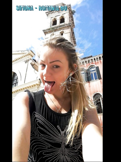simona - porcellina esibizionista da bo