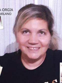 antonella - esibizionista da milano