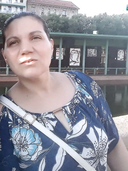 antonella - esibizionista da milano