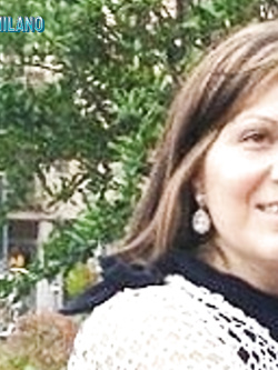 antonella - esibizionista da milano