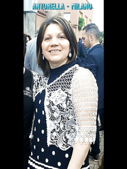 antonella - esibizionista da milano
