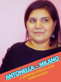 antonella - esibizionista da milano