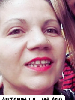 antonella - esibizionista da milano