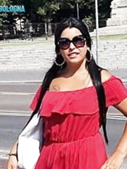 CASSANDRA -GINA - ZINGARA ESIBIZIONISTA