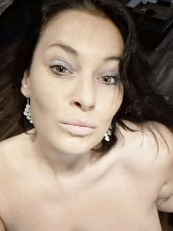 Polish busty slut mum