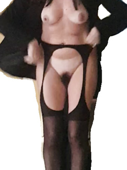 MILF DARIA - WIFE IN BLACK 1