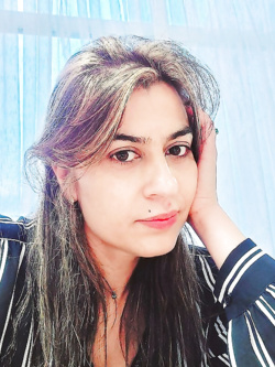 silvia - vacca esibizionista di bologna