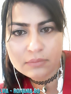 silvia - vacca esibizionista di bologna