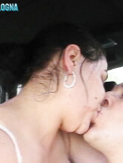 MANUELA -  TROIONA ESIBIZIONISTA DI BO