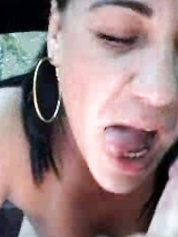 MANUELA -  TROIONA ESIBIZIONISTA DI BO