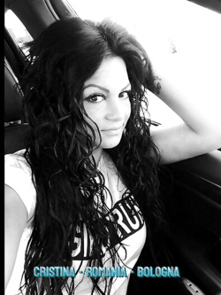 cristina - bella esibizionista di bo