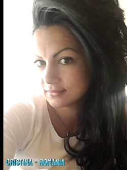 cristina - bella esibizionista di bo