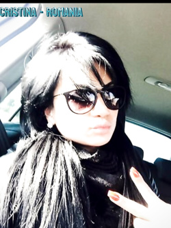 cristina - bella esibizionista di bo