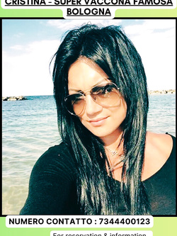cristina - bella esibizionista di bo